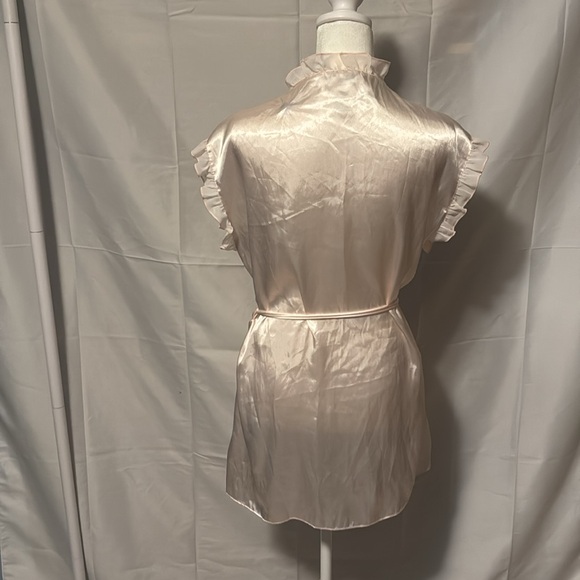 Silky Robe with Ruffles & Double Wrap Strings - Picture 3 of 3